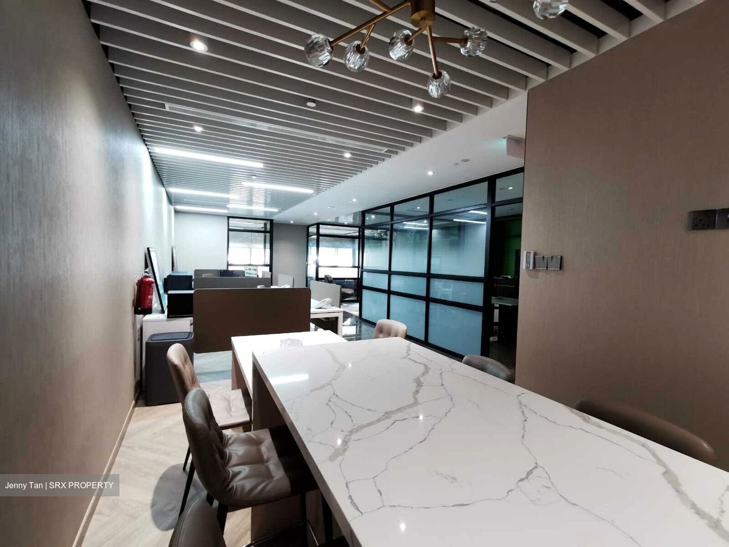 111 Somerset (D9), Office #456715671